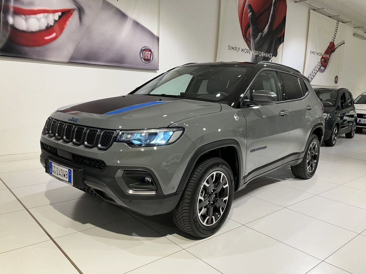 Jeep Compass 1.3 turbo t4 phev Trailhawk 4xe auto