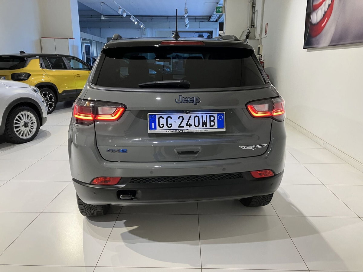 Jeep Compass 1.3 turbo t4 phev Trailhawk 4xe auto (6)