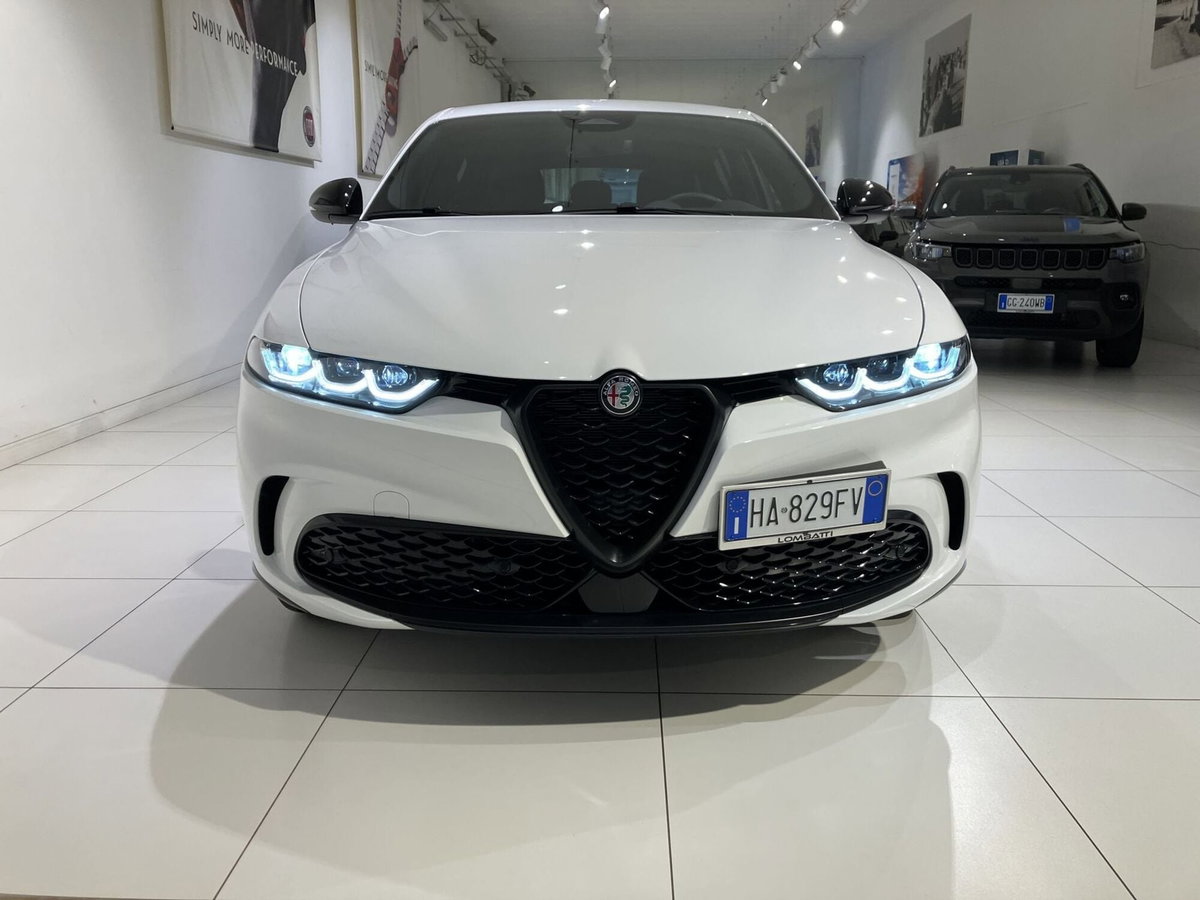 Alfa Romeo Tonale 1.5 hybrid Veloce 160cv tct7 (2)