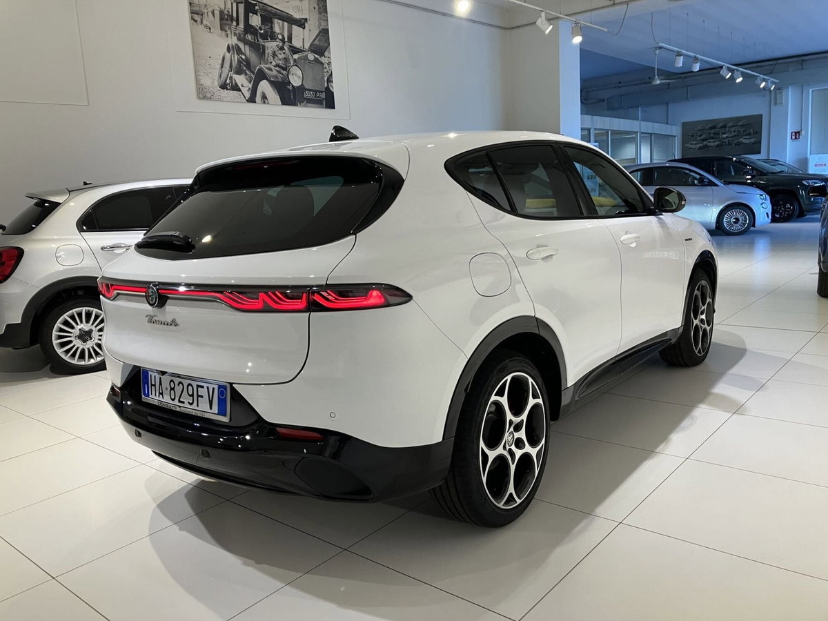 Alfa Romeo Tonale 1.5 hybrid Veloce 160cv tct7 (6)