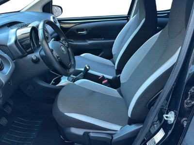 Toyota Aygo 1.0 VVT-i 69 CV 5 porte x-wave (9)
