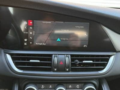 Alfa Romeo Giulia 2.0 Turbo 200 CV AT8 Sprint (14)