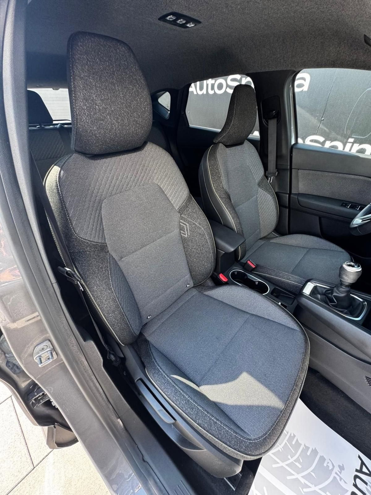 Renault Captur 1.0 eco-g Techno 100cv (17)