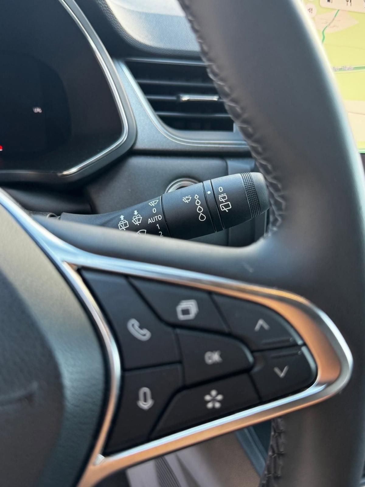 Renault Captur 1.0 eco-g Techno 100cv (20)