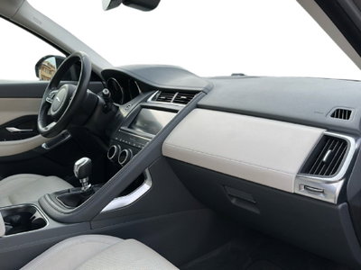 Jaguar E-Pace 2.0D 150 CV S (11)