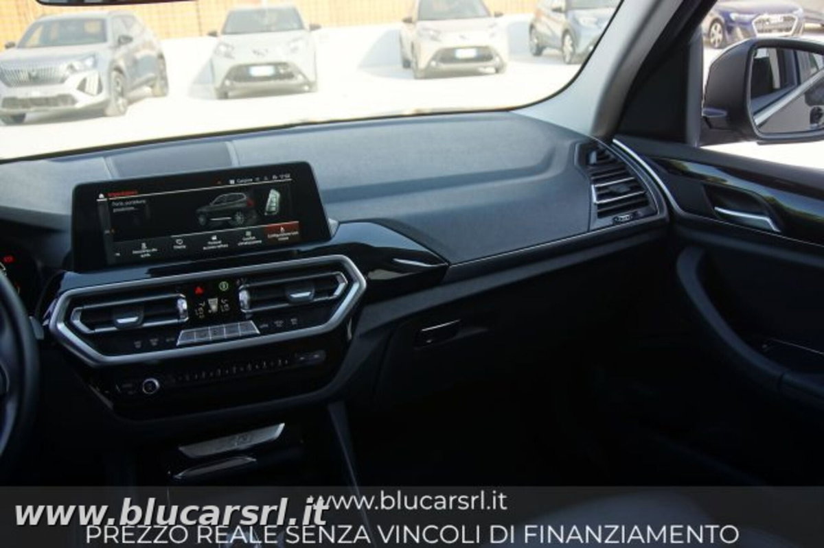 BMW X3 sdrive18d mhev 48V auto (9)