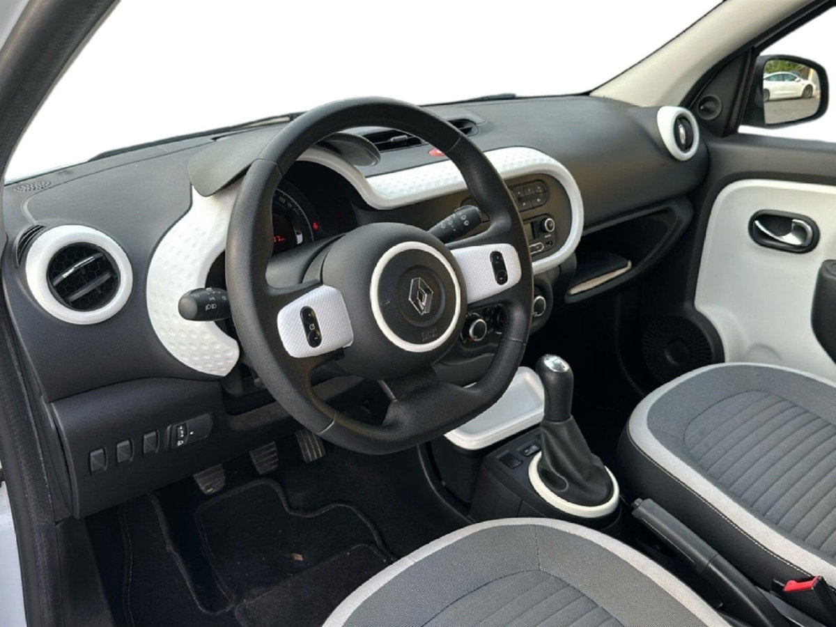 Renault Twingo 1.0 SCe Wave (12)