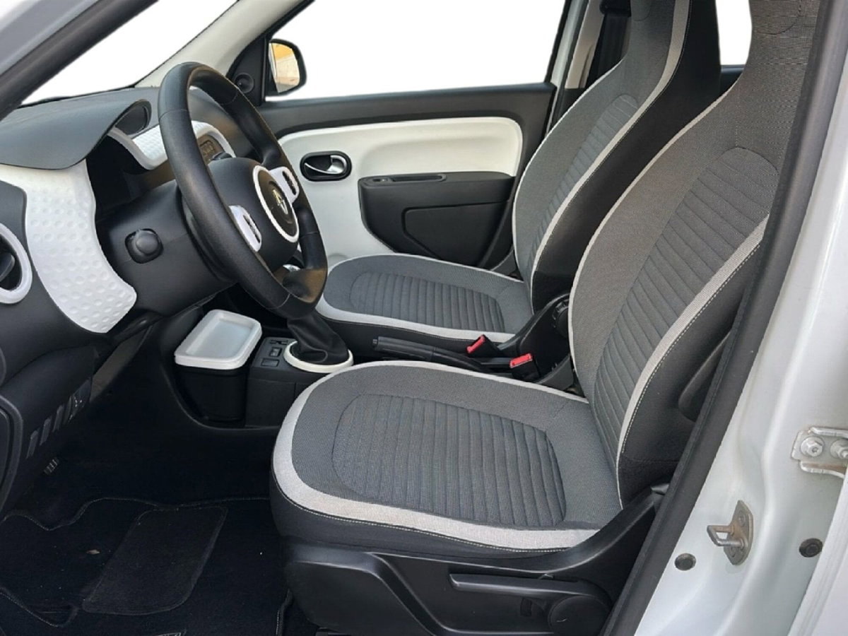 Renault Twingo 1.0 SCe Wave (9)