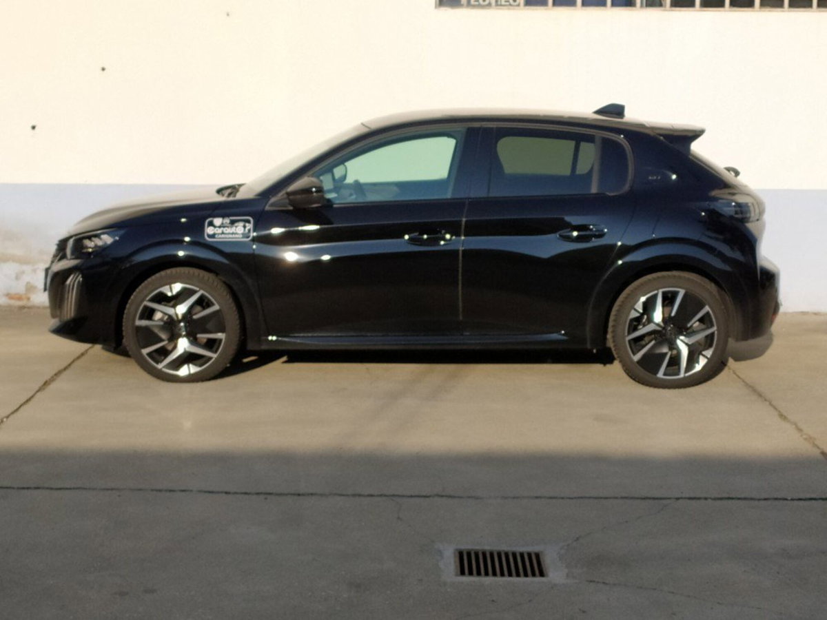 Peugeot 208 motore elettrico 136 CV 5 porte GT Pack (3)