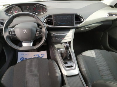Peugeot 308 PureTech Turbo 130 S&S Allure Pack (12)