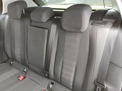 Peugeot 308 PureTech Turbo 130 S&S Allure Pack (18)