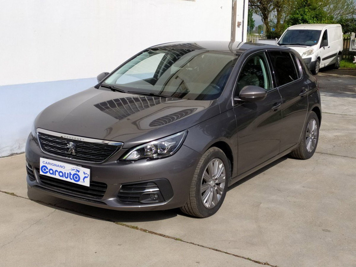 Peugeot 308 PureTech Turbo 130 S&S Allure Pack (5)