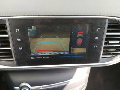 Peugeot 308 PureTech Turbo 130 S&S Allure Pack (8)