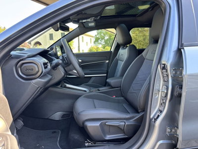 Jeep Avenger 1.2 turbo e-hybrid mhev Summit fwd 110cv edct6 (11)