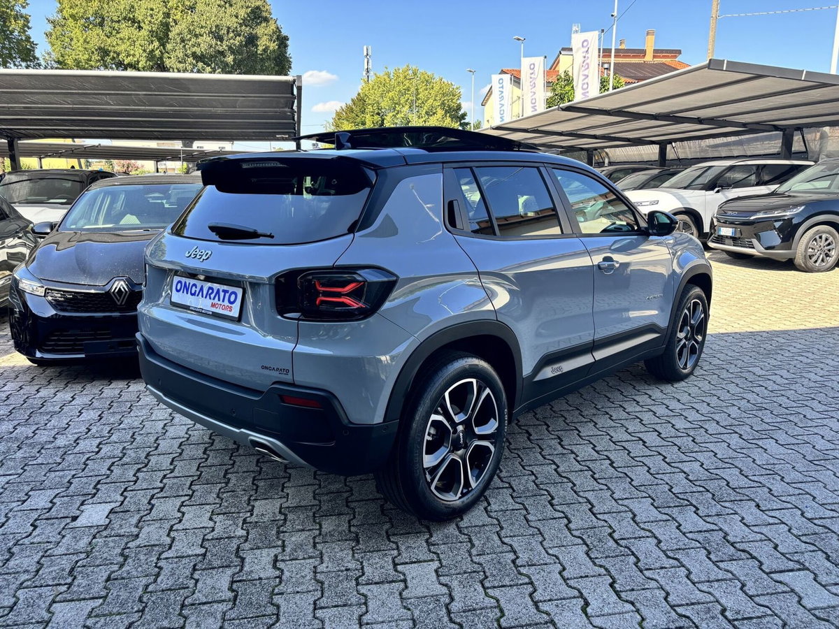Jeep Avenger 1.2 turbo e-hybrid mhev Summit fwd 110cv edct6 (5)