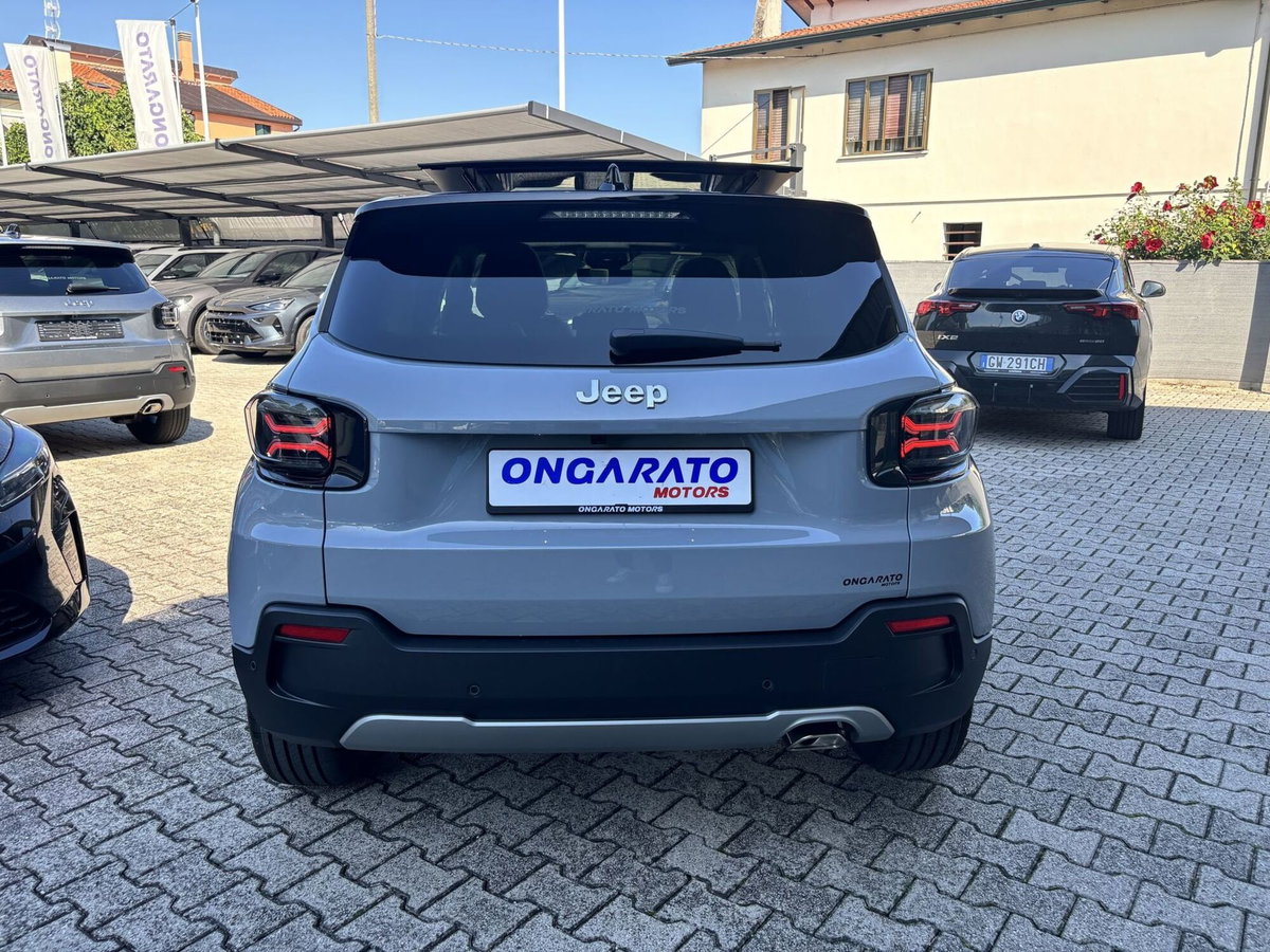 Jeep Avenger 1.2 turbo e-hybrid mhev Summit fwd 110cv edct6 (6)