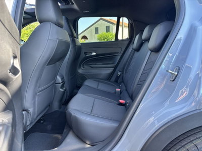 Jeep Avenger 1.2 turbo e-hybrid mhev Summit fwd 110cv edct6 (8)