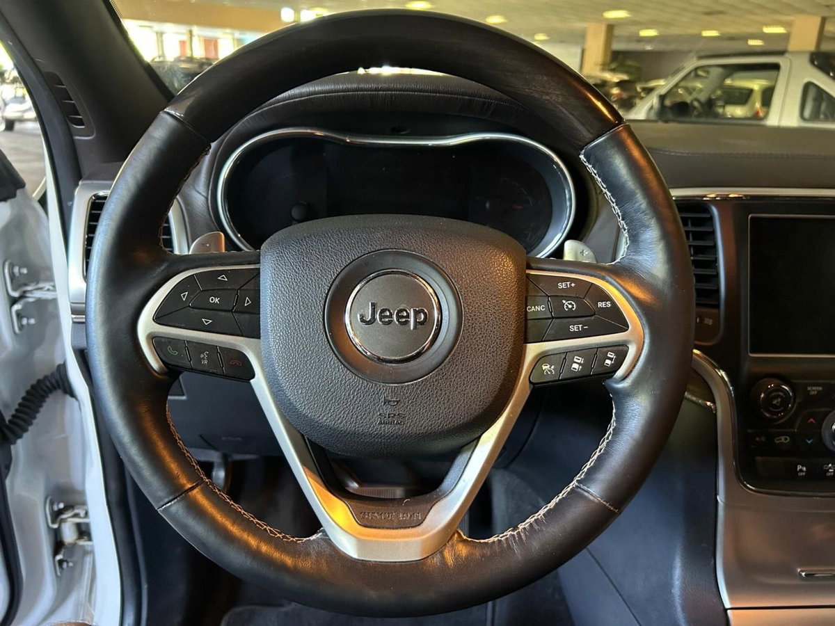 Jeep Grand Cherokee 3.0 V6 CRD 250 CV Multijet II Overland (10)