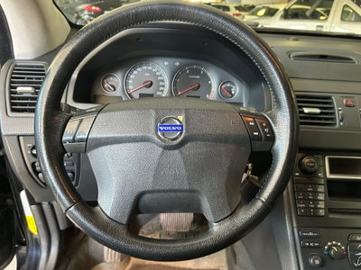 Volvo XC90 2.4 D5 185 CV AWD Executive (10)