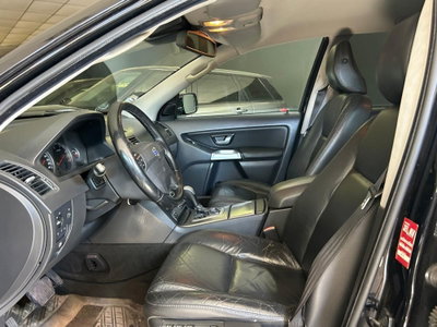 Volvo XC90 2.4 D5 185 CV AWD Executive (6)