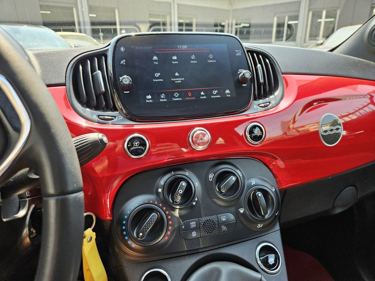 Fiat 500 1.0 Hybrid Red (14)