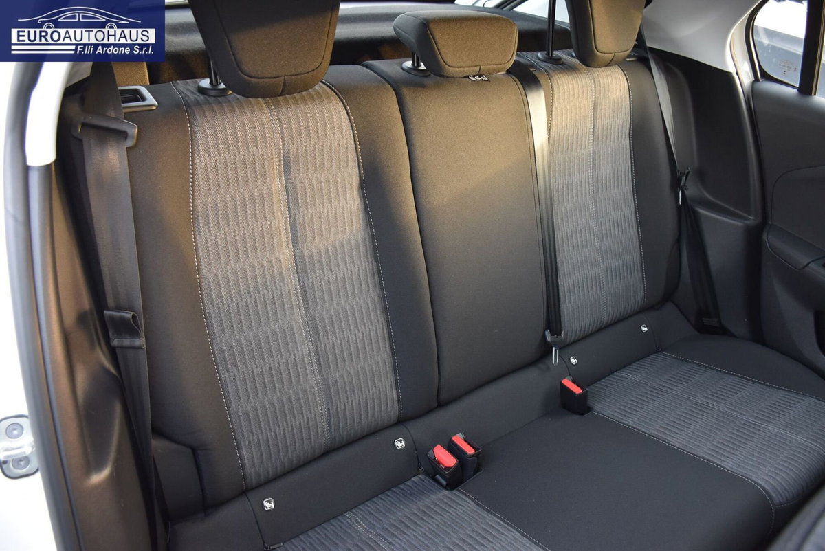Opel Corsa 1.5 D 100 CV Edition (13)