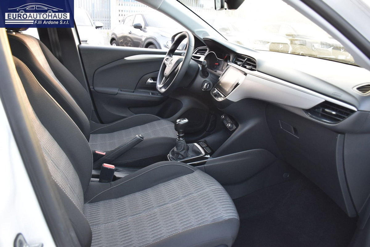 Opel Corsa 1.5 D 100 CV Edition (14)