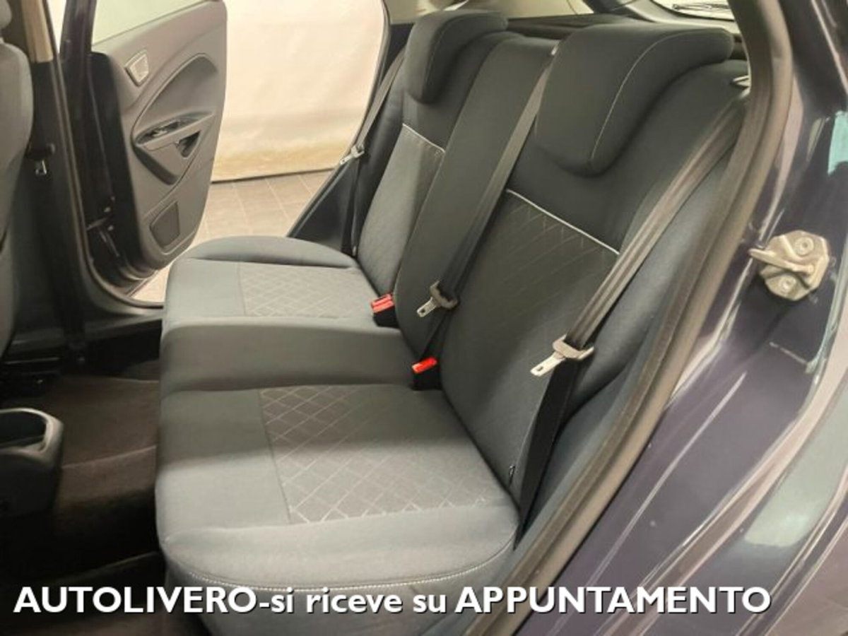 Ford Fiesta 1.4 TDCi 70CV 5 porte Titanium (11)