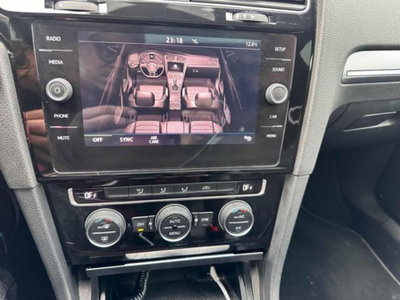 Volkswagen Golf Variant 2.0 tdi R-Line 150cv dsg (19)