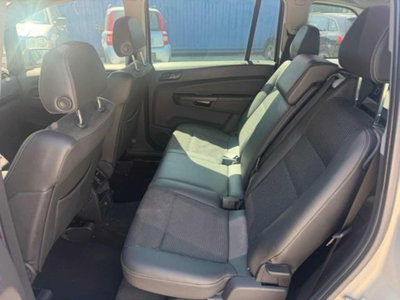 Opel Zafira 1.9 16V CDTI 150CV aut. Cosmo (10)