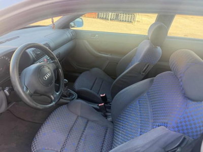 Audi A3 1.6 cat 3p. Ambiente (6)