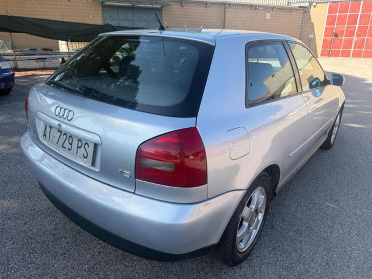 Audi A3 1.6 cat 3p. Ambiente (7)