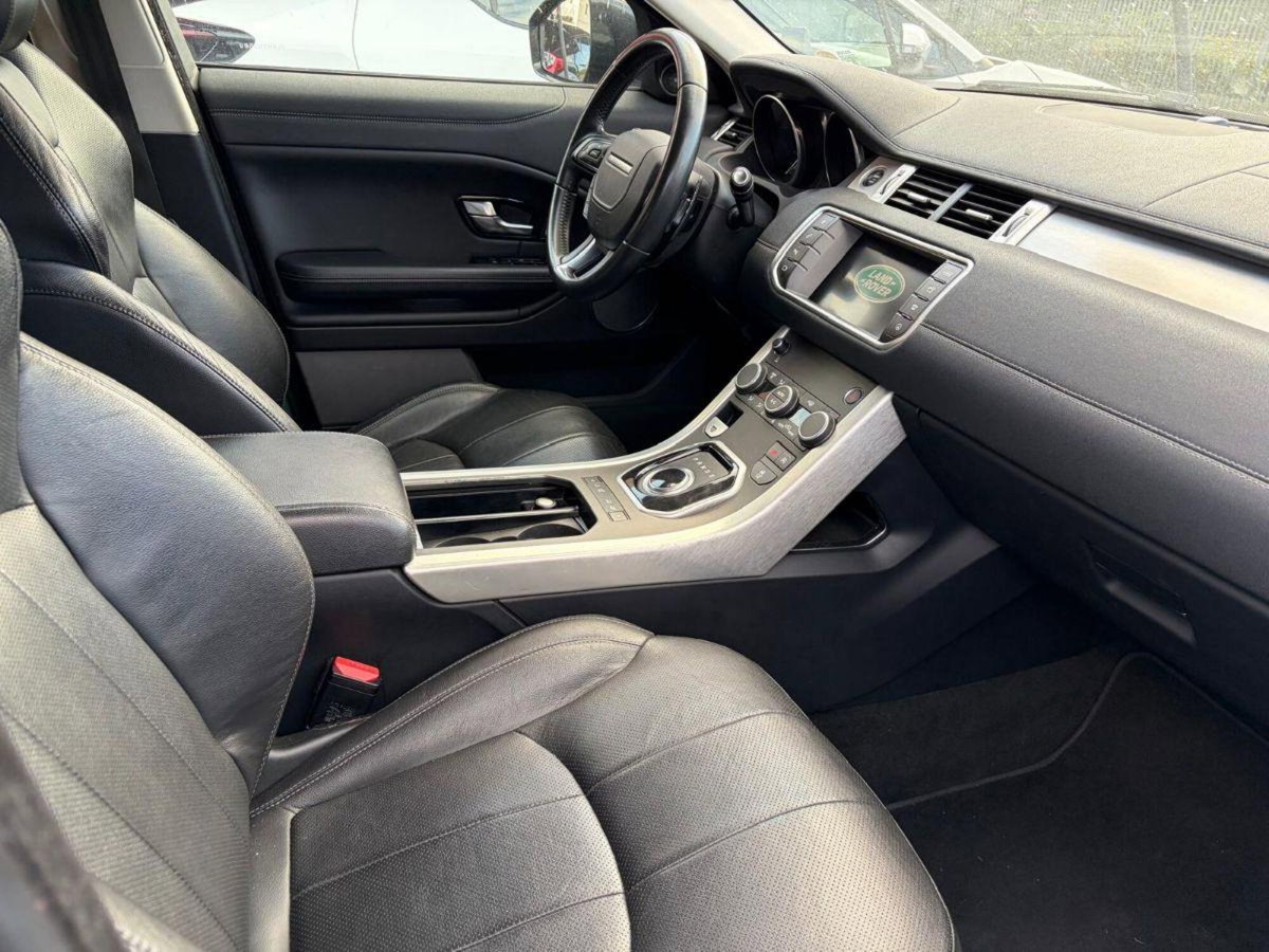 Land Rover Range Rover Evoque 2.0 Si4 5p. Dynamic (5)