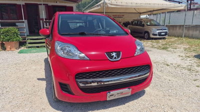 Peugeot 107 68CV 5p. Sweet Years 2Tronic nuova