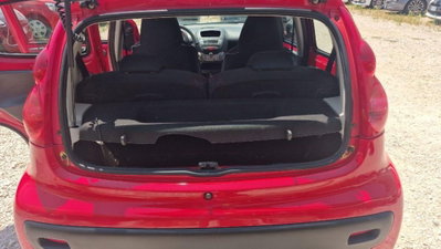 Peugeot 107 68CV 5p. Sweet Years 2Tronic (11)