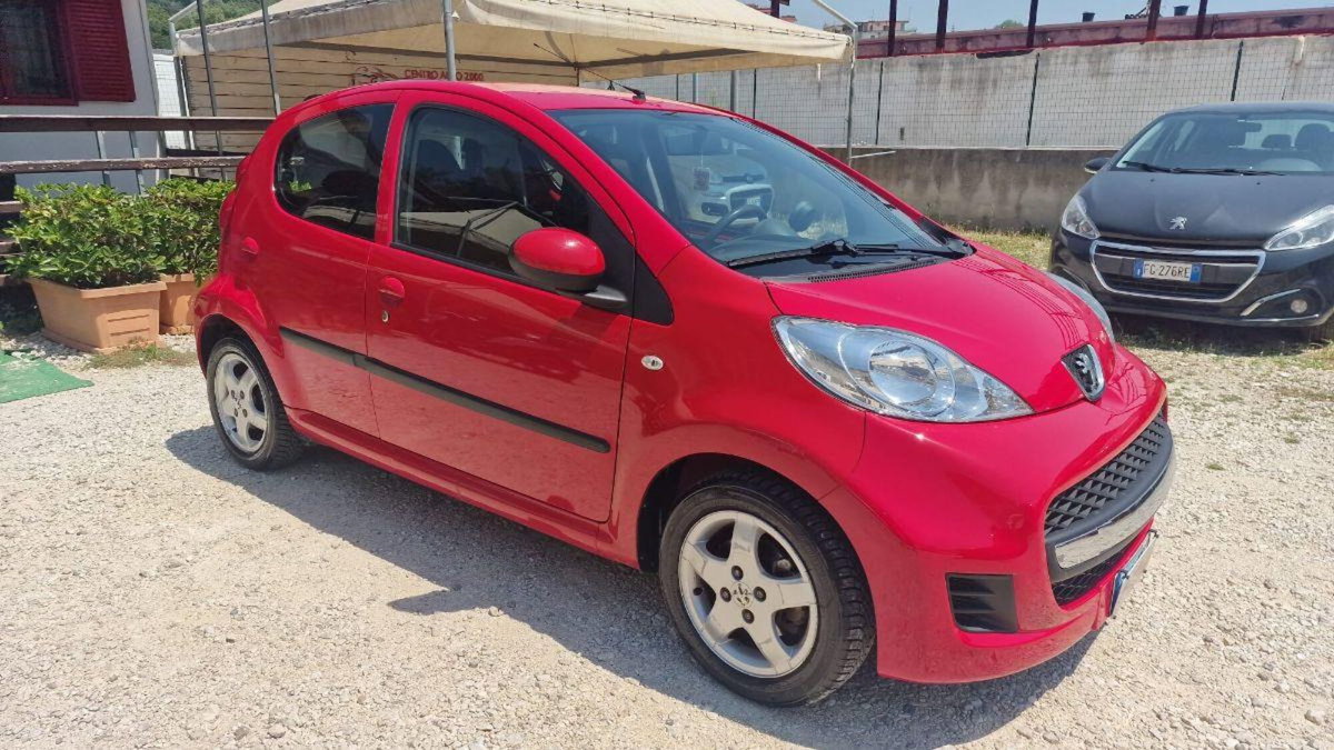 Peugeot 107 68CV 5p. Sweet Years 2Tronic (4)