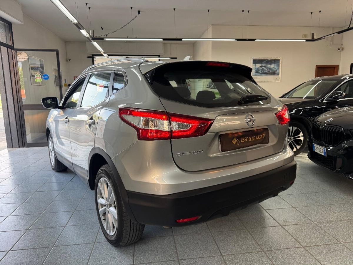 Nissan Qashqai 1.5 dCi Tekna (7)