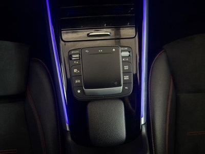 Mercedes-Benz GLA SUV 200 d Automatic 4Matic Premium (19)