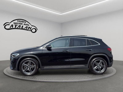 Mercedes-Benz GLA SUV 200 d Automatic 4Matic Premium (2)