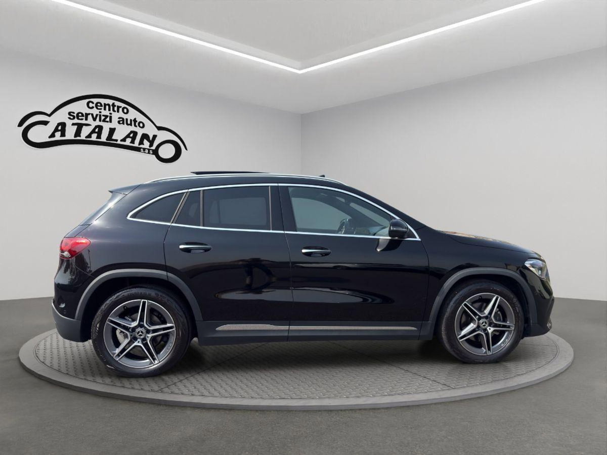 Mercedes-Benz GLA SUV 200 d Automatic 4Matic Premium (6)