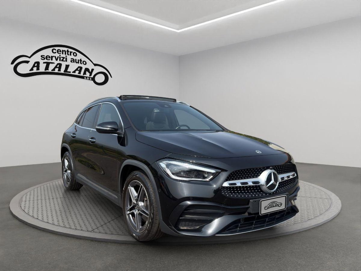 Mercedes-Benz GLA SUV 200 d Automatic 4Matic Premium (7)