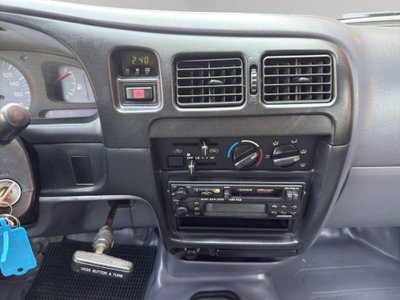Toyota Hilux Pick-up 2.TD 4WD 4p. Double Cab Pup. SR5 (16)