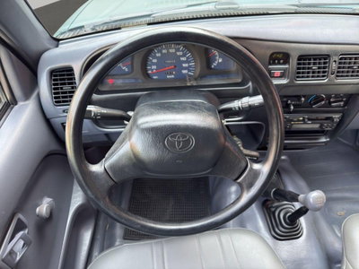 Toyota Hilux Pick-up 2.TD 4WD 4p. Double Cab Pup. SR5 (18)