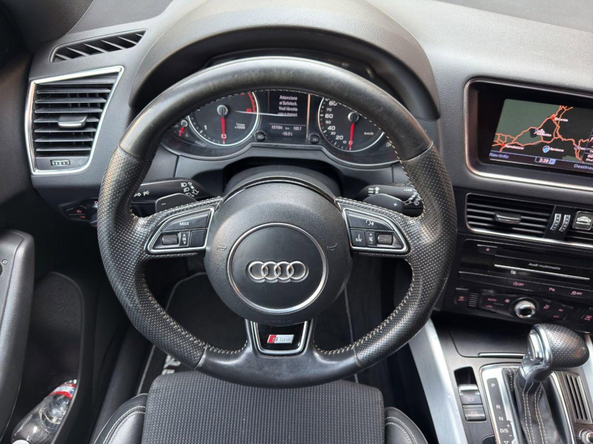 Audi Q5 2.0 TDI 177CV quattro S tronic (18)