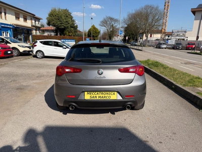 Alfa Romeo Giulietta 2.0 JTDm Giulietta 150cv (5)