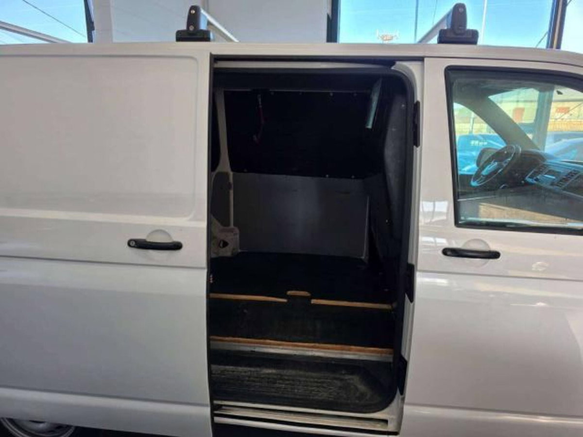 Volkswagen Veicoli Commerciali Transporter Furgone 2.0 TDI 102CV PC Kombi (7)