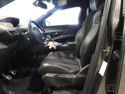 Peugeot 3008 BlueHDi 150 S&S Business (9)