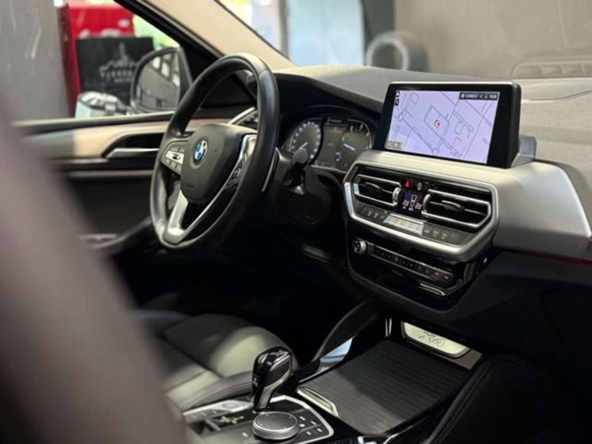BMW X4 xDrive30d 48V 249CV (14)
