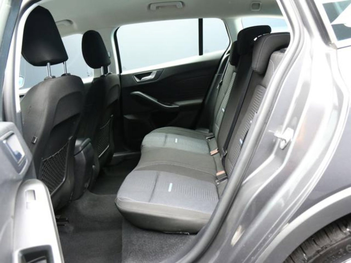 Ford Focus Station Wagon 1.5 EcoBlue 115 CV automatico SW Active Design (8)
