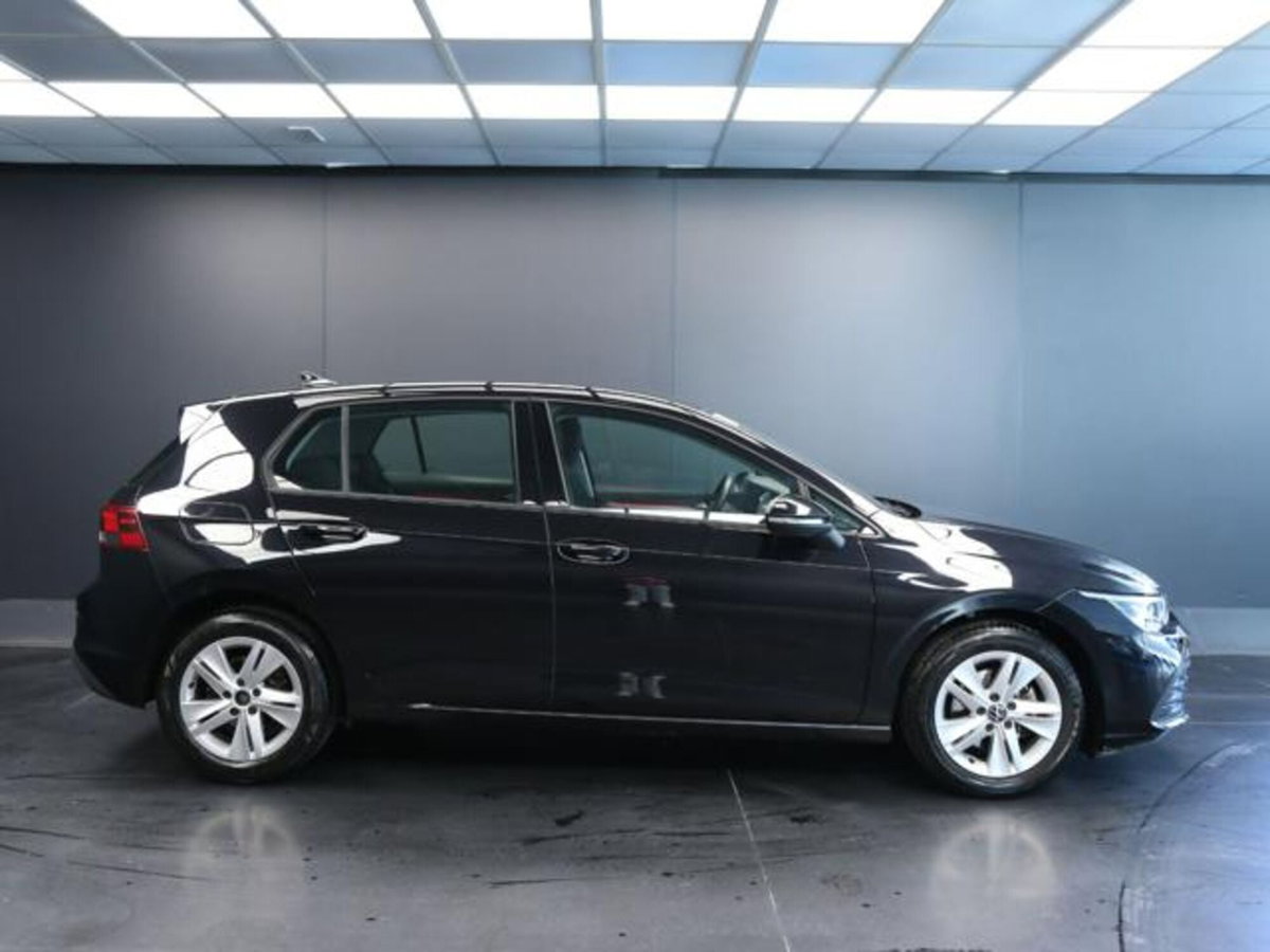 Volkswagen Golf Variant 2.0 TDI SCR DSG Life (6)